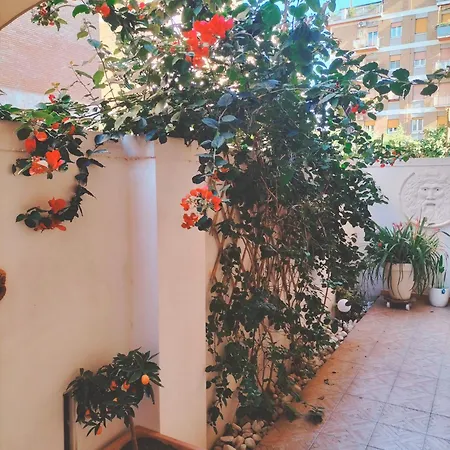 アパート Casalara Garden ローマ